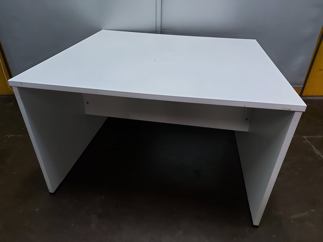 (清倉特價促銷)(1700mm)對坐雙座位白色辦公檯66704